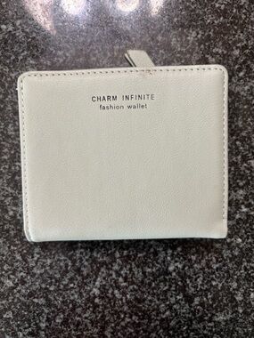 charm Infinite fashion wallet zipper coin holder button closure ID credit holder